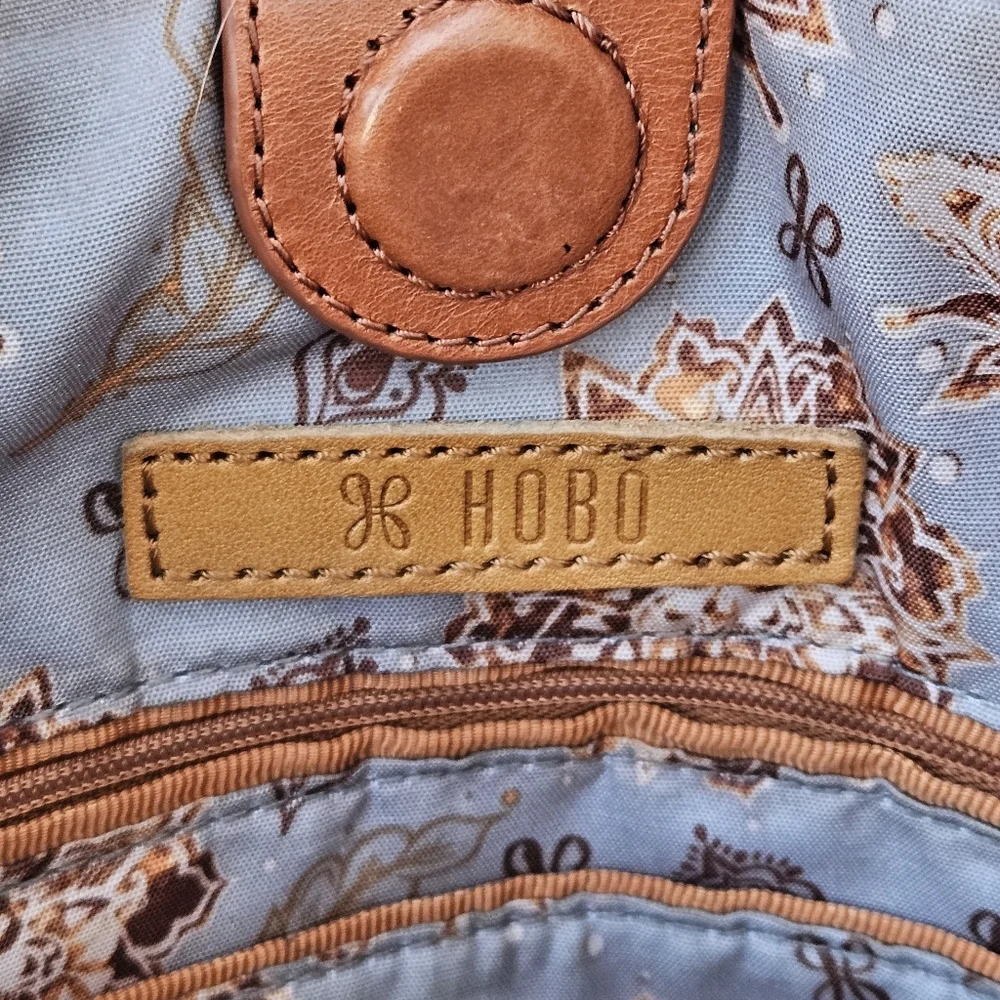 HOBO International Toffee Brown Leather Shoulder Bag Wanderlust Lining VTG Purse